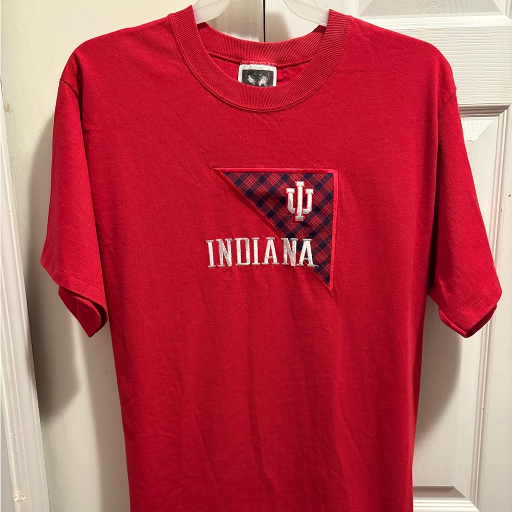 Indiana Hoosiers Vintage All stitched logo Red Graphic T-shirt